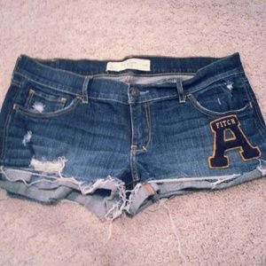 *SOLD* Abercrombie & Fitch jean shorts