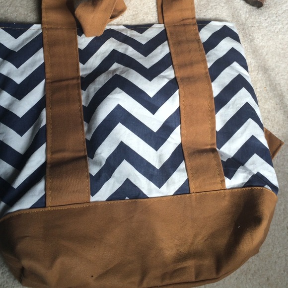 Chevron purse - Picture 2 of 4