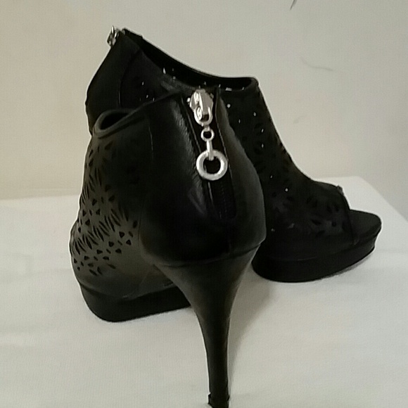 Fashionable back shoe with hill - Picture 4 of 4