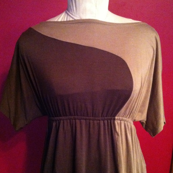 *HOST PICK*  deco brown color block empire dress! - Picture 2 of 3