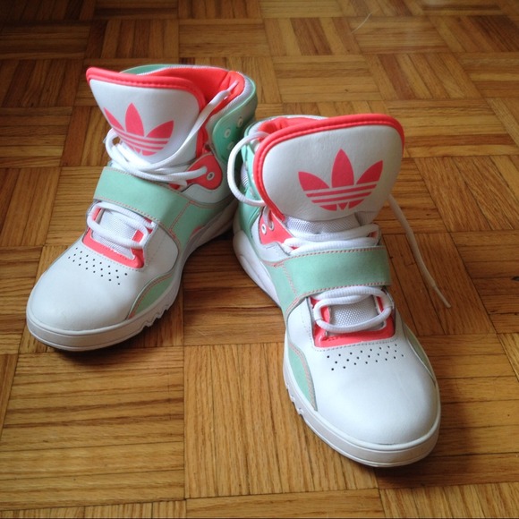 Adidas high top sneakers mint+pink