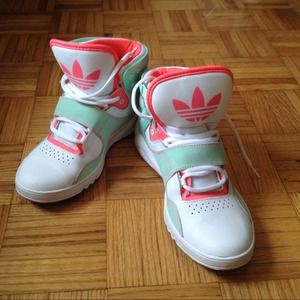 Adidas high top sneakers mint+pink