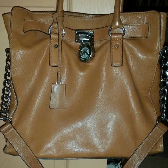 100% AUTHENTIC Large Hamilton MK purse