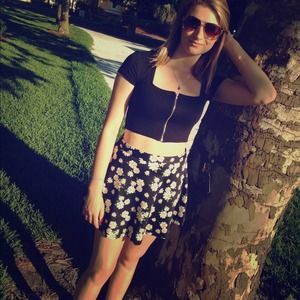 Daisy high waisted skirt