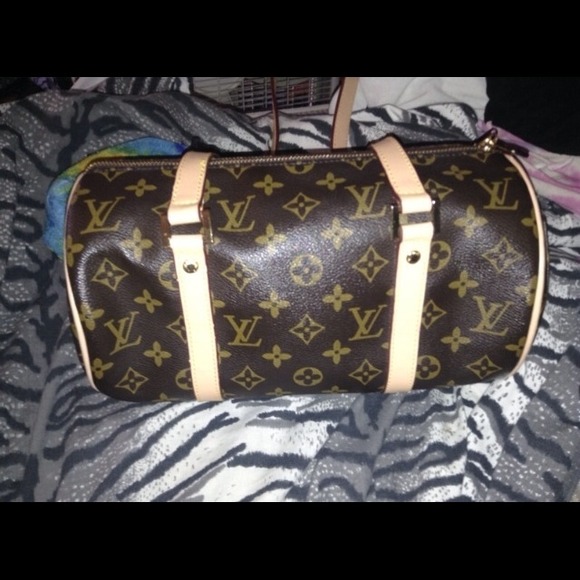 Purse - Picture 2 of 3