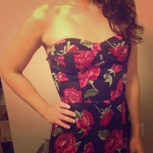 BCBG XS floral dress