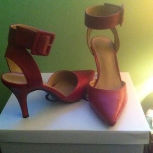 Wrap around ankle. Worn once, chilli pepper red.