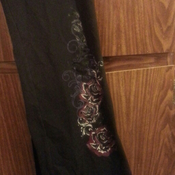 Black lounge pants princess on the left leg - Picture 2 of 2