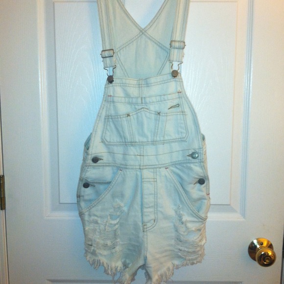 🌻RESERVED🌻 White short overalls!