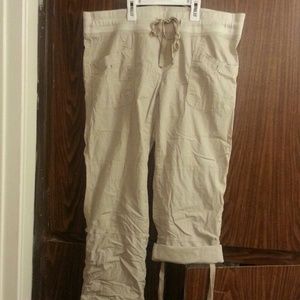 Maternity pants/capris