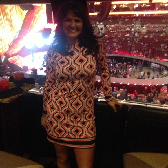 Sold - Picture 2 of 4