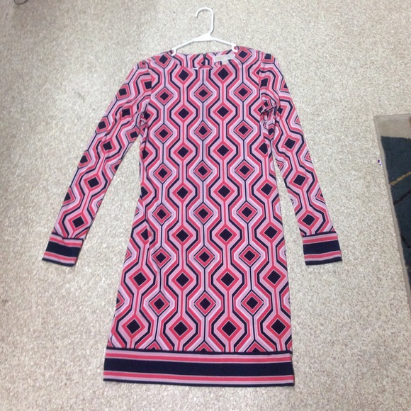 Sold - Picture 3 of 4