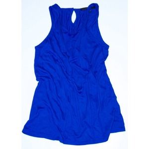 Loosely fitted tank with key hole back.