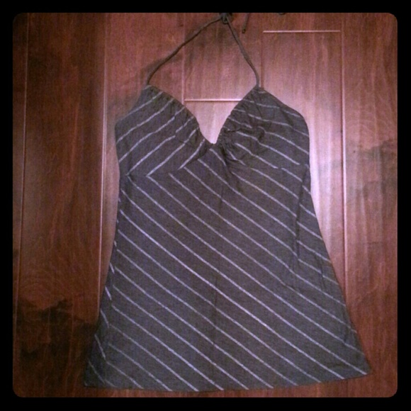 Grey and silver striped halter.