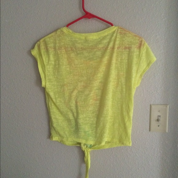 Summer Top - Picture 2 of 2