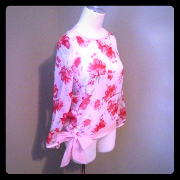 🎈sale🎈New floral chiffon top