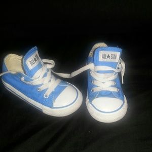 ✔✔SOLD✔✔Converse sneakers