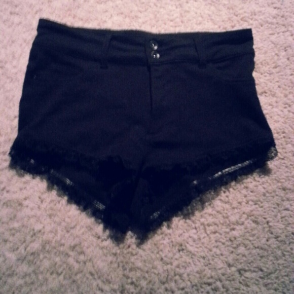 Vans Other - Jesse Jo x Vans Limited Edition Shorts