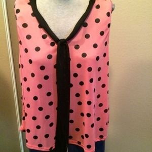 Hi-Lo Flowy Semi Crop Top