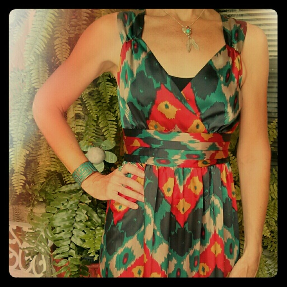 tlh by Hype Ikat/tribal zipper dress