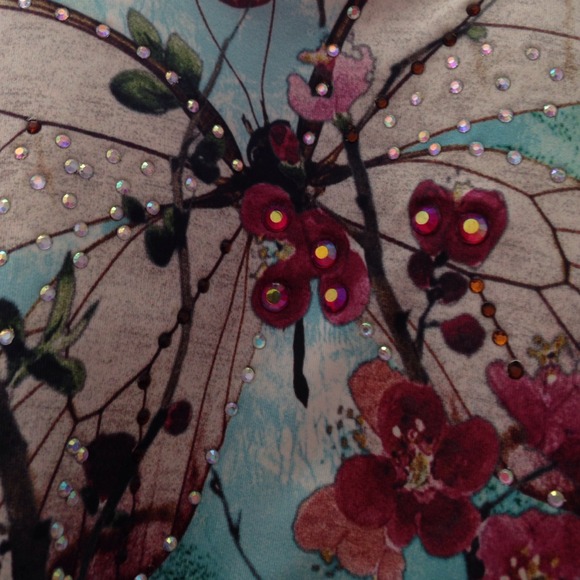 Top - Picture 2 of 2