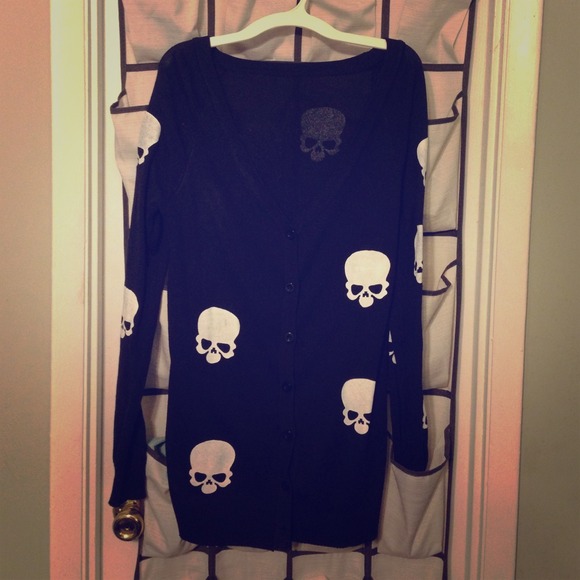 Skull Black & White Cardigan