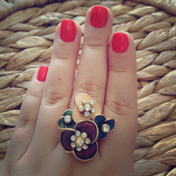 Statement ring