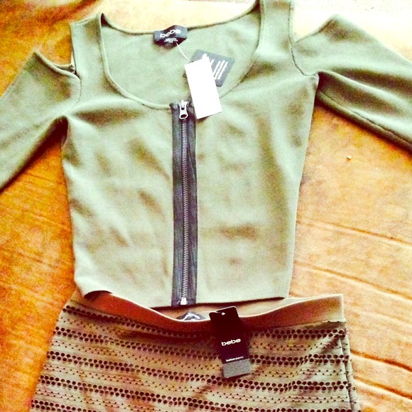 BRAND New BeBe Outfit ! - Picture 1 of 3