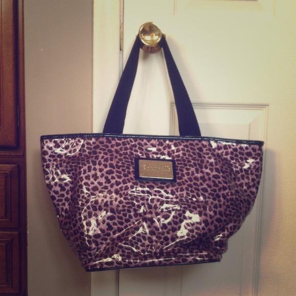 !!!!!Reserved !!!!!!Betsey Johnson purse.