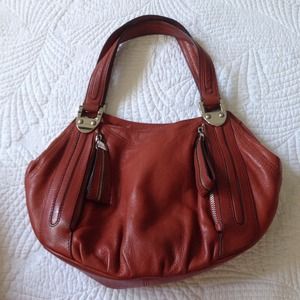B Makowski burnt orange purse