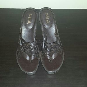 MIA brown leather sandals