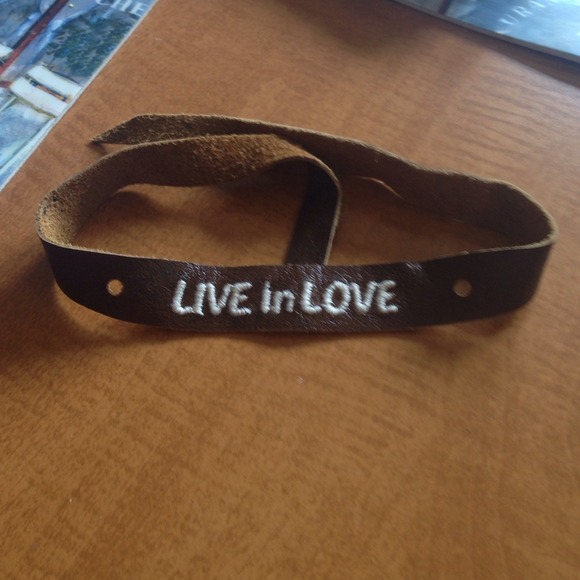 Live in love Lucky brand leather bracelet