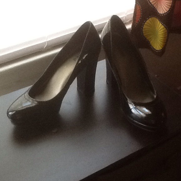 Unlisted Black Patent Leather Pumps - worn once! - Picture 2 of 4