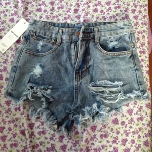 High waisted short denim
