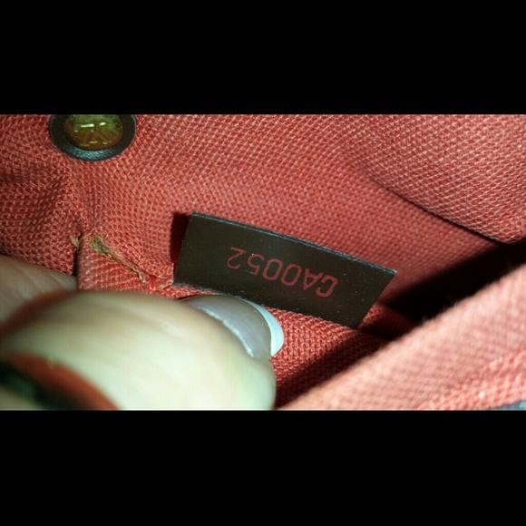 SOLDAuthentic Louis Vuitton Mini Damier Ribera - Picture 2 of 4