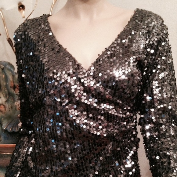 NWOT Metallic Dark Silver Sequin Dress - Picture 3 of 4