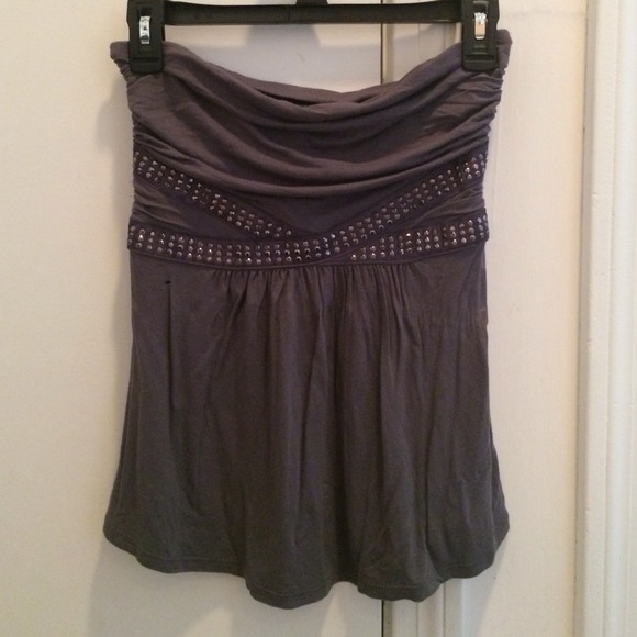 Strapless top