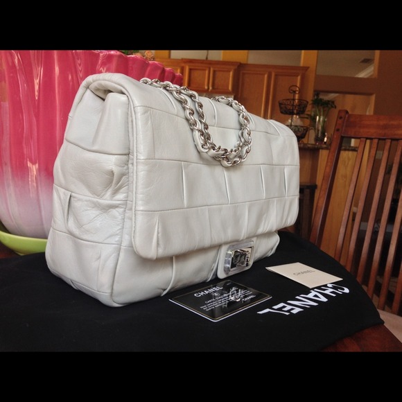 Not Available - Picture 2 of 4