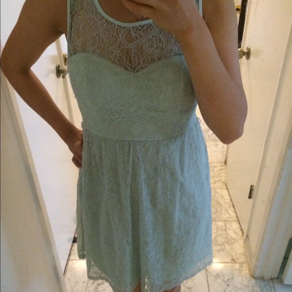 Forever 21 mint green lace dress