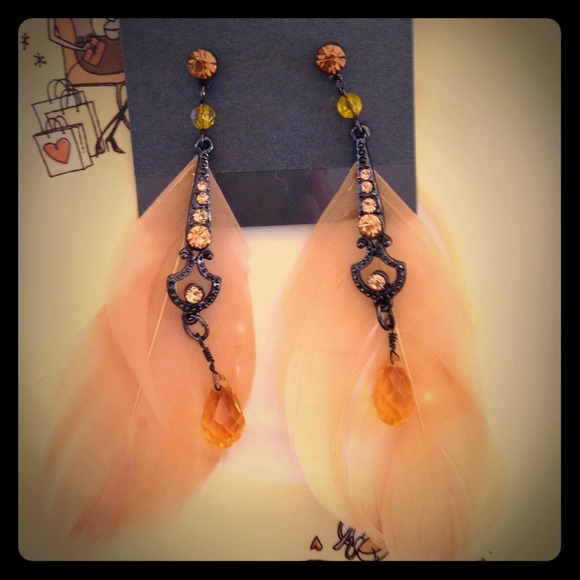Yellow tone crystals vintage inspired feathered - Picture 1 of 4
