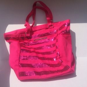 New!!Victoria Secret pink tote bag. Memorial Sale!