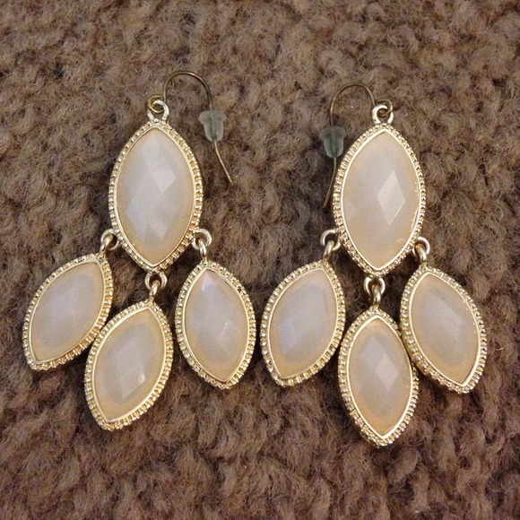 Cream and Gold Drop Earrings - Picture 1 of 1