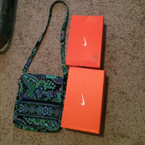 Vera Bradley satchel - Picture 2 of 2
