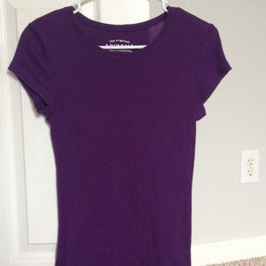 Purple fitted short sleeve top