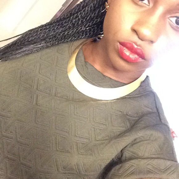 Gold necklace - Picture 3 of 3