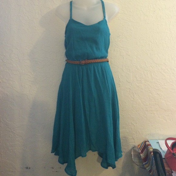 Spring dress - Picture 4 of 4