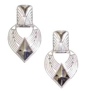 Silver Show out earrings
