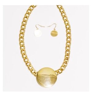 Gold Medallion necklace set