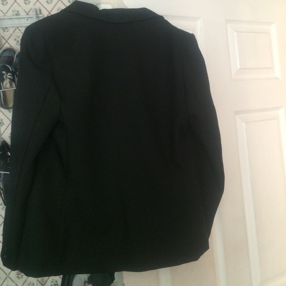 Women Blazer - Picture 4 of 4