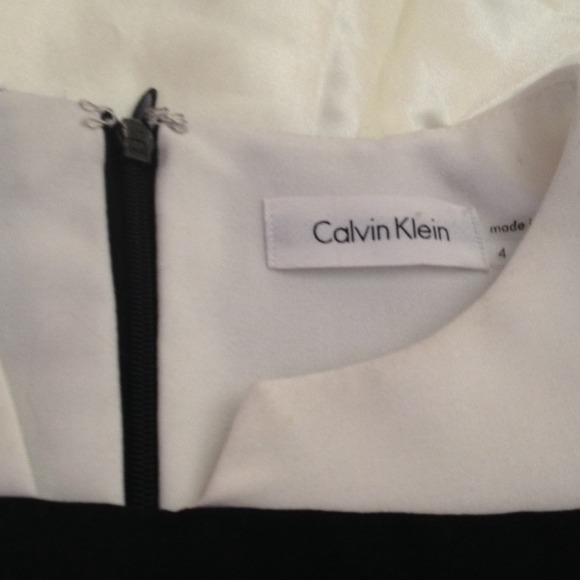Calvin Klein tight fit white/black dress - Picture 2 of 4